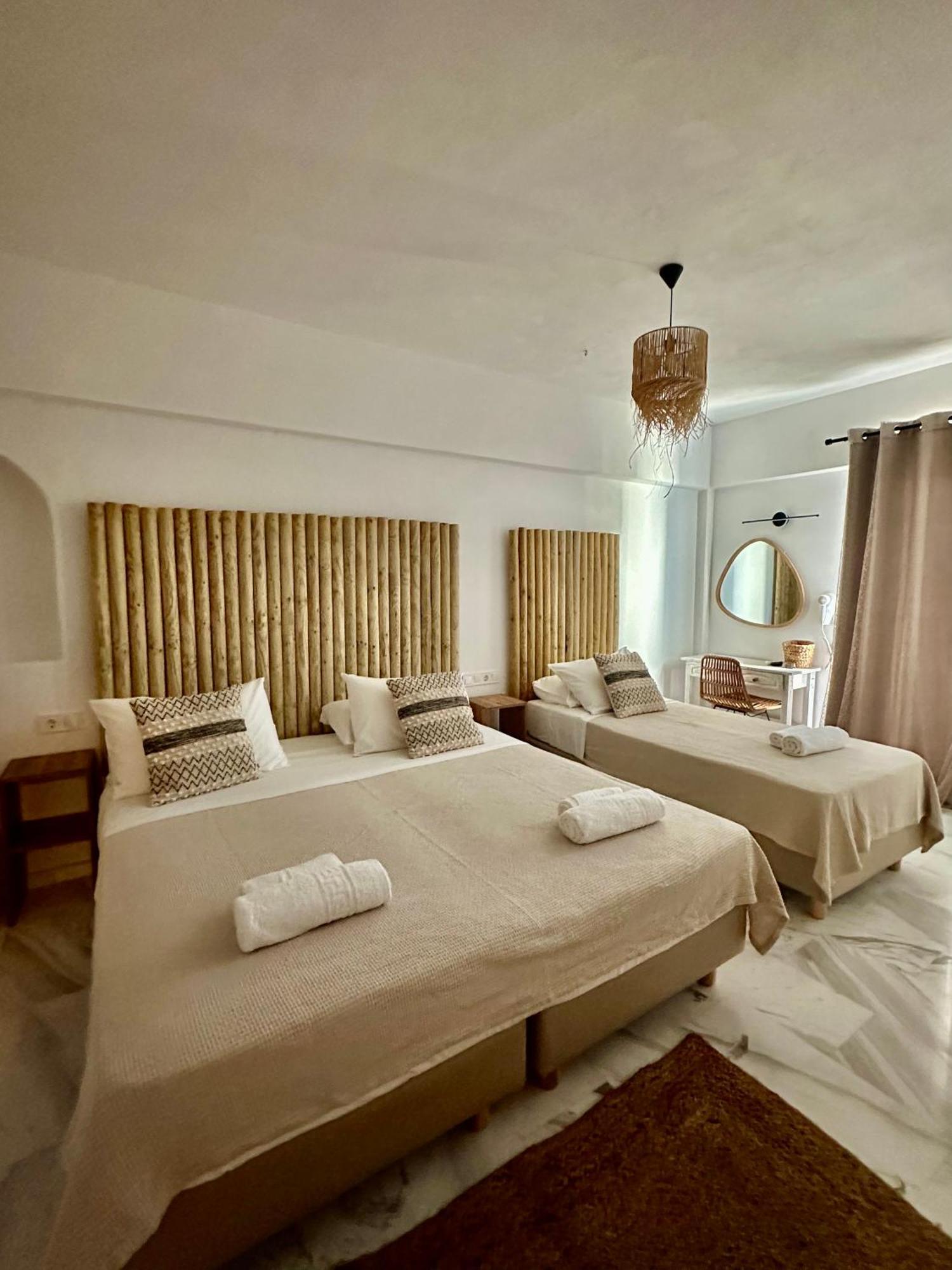 Athina Rooms - Lounge Apartments Páros Exterior foto